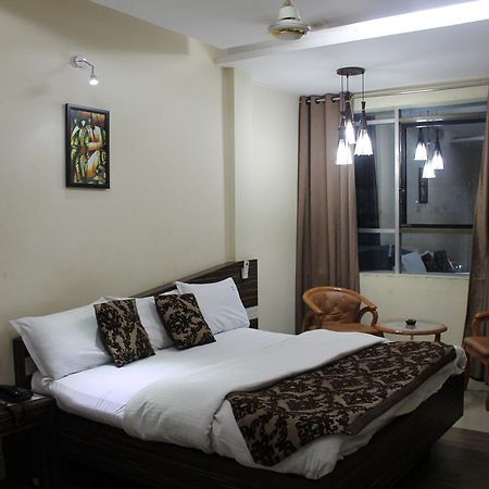 Hotel Swayam Jabalpur Zewnętrze zdjęcie